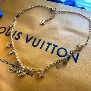 Louis Vuitton Blooming Supple Necklace w/ gift box, bag, and pouch!